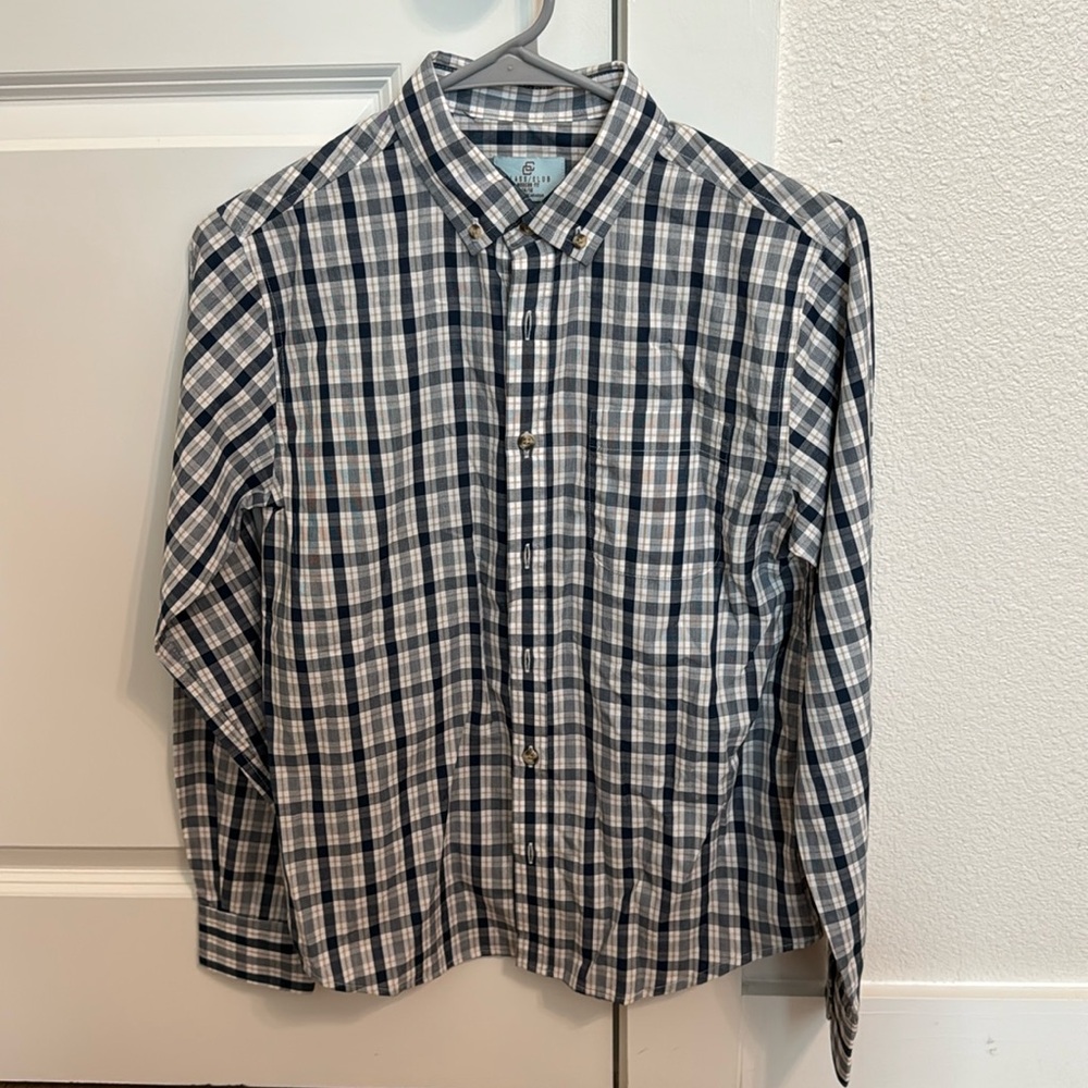 Blue plaid button up